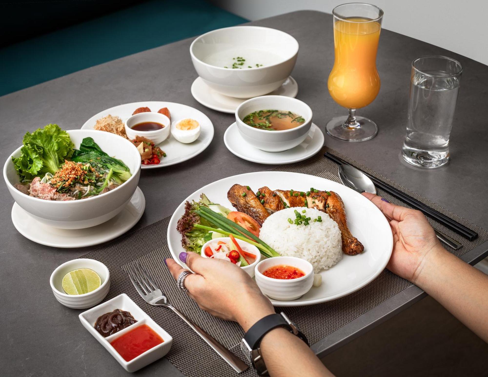 Chaiya Palace Hotel Phnom Penh Ngoại thất bức ảnh