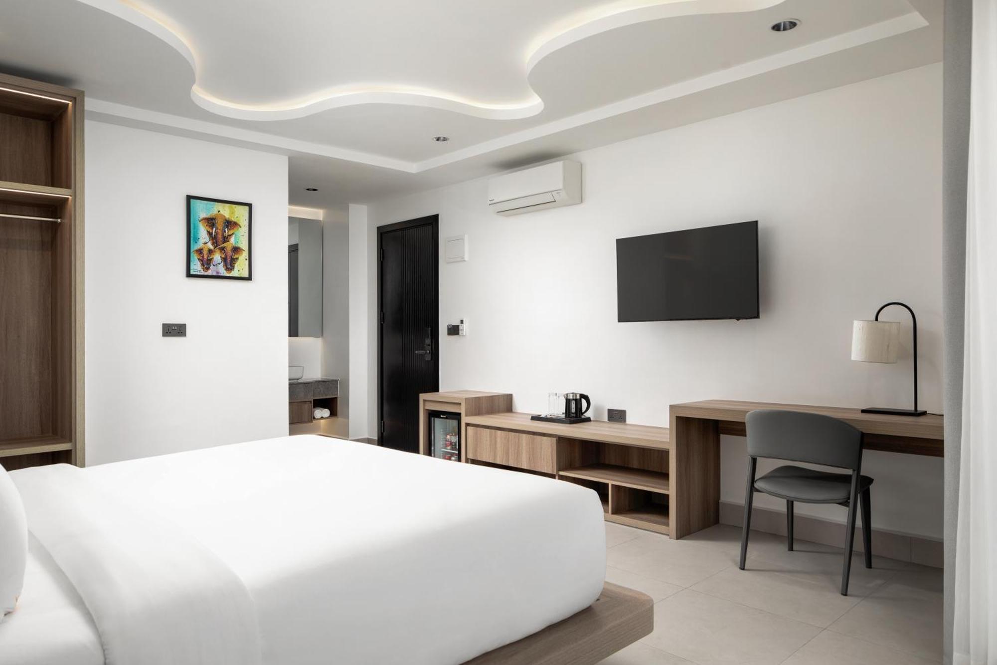 Chaiya Palace Hotel Phnom Penh Ngoại thất bức ảnh
