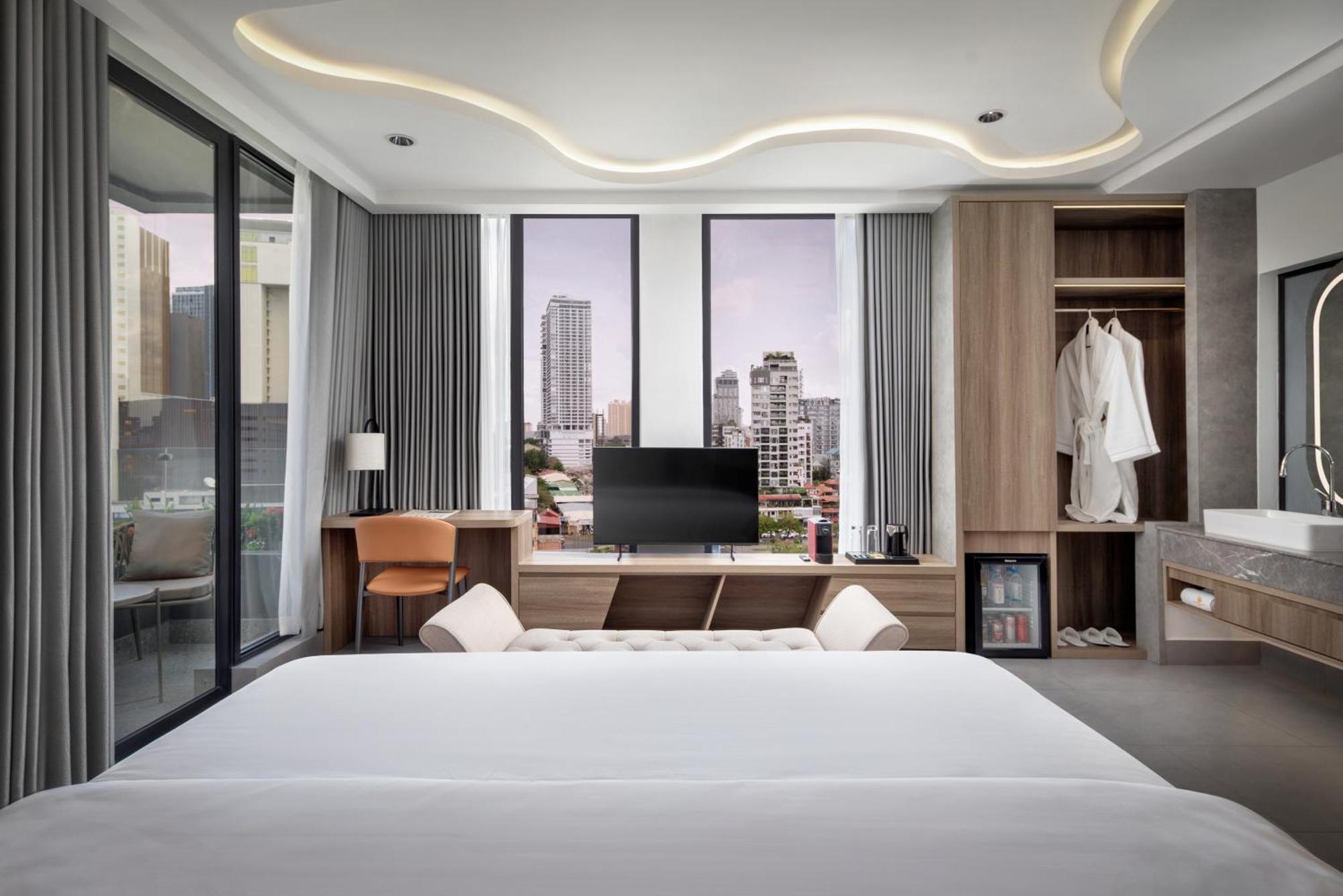 Chaiya Palace Hotel Phnom Penh Ngoại thất bức ảnh