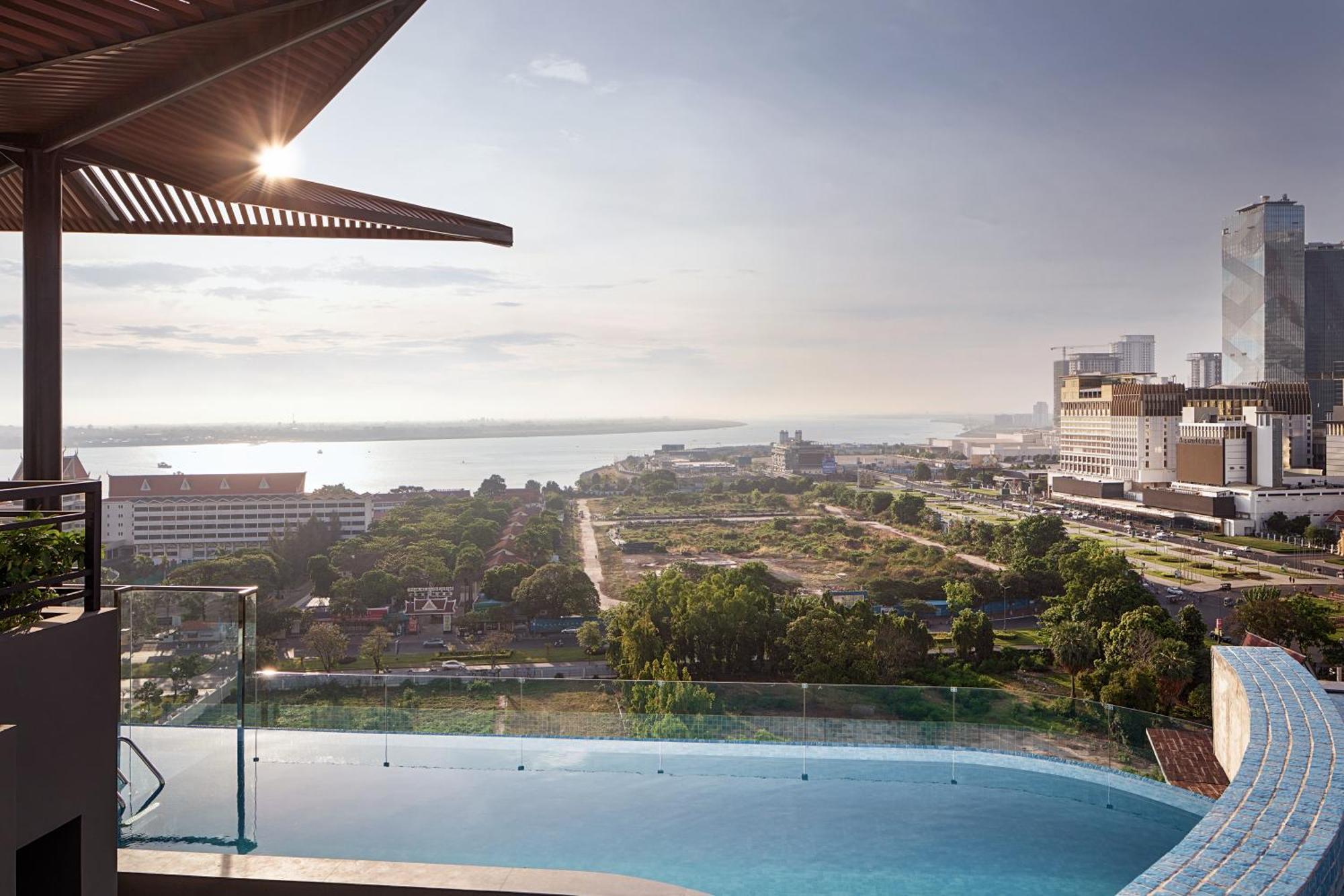 Chaiya Palace Hotel Phnom Penh Ngoại thất bức ảnh