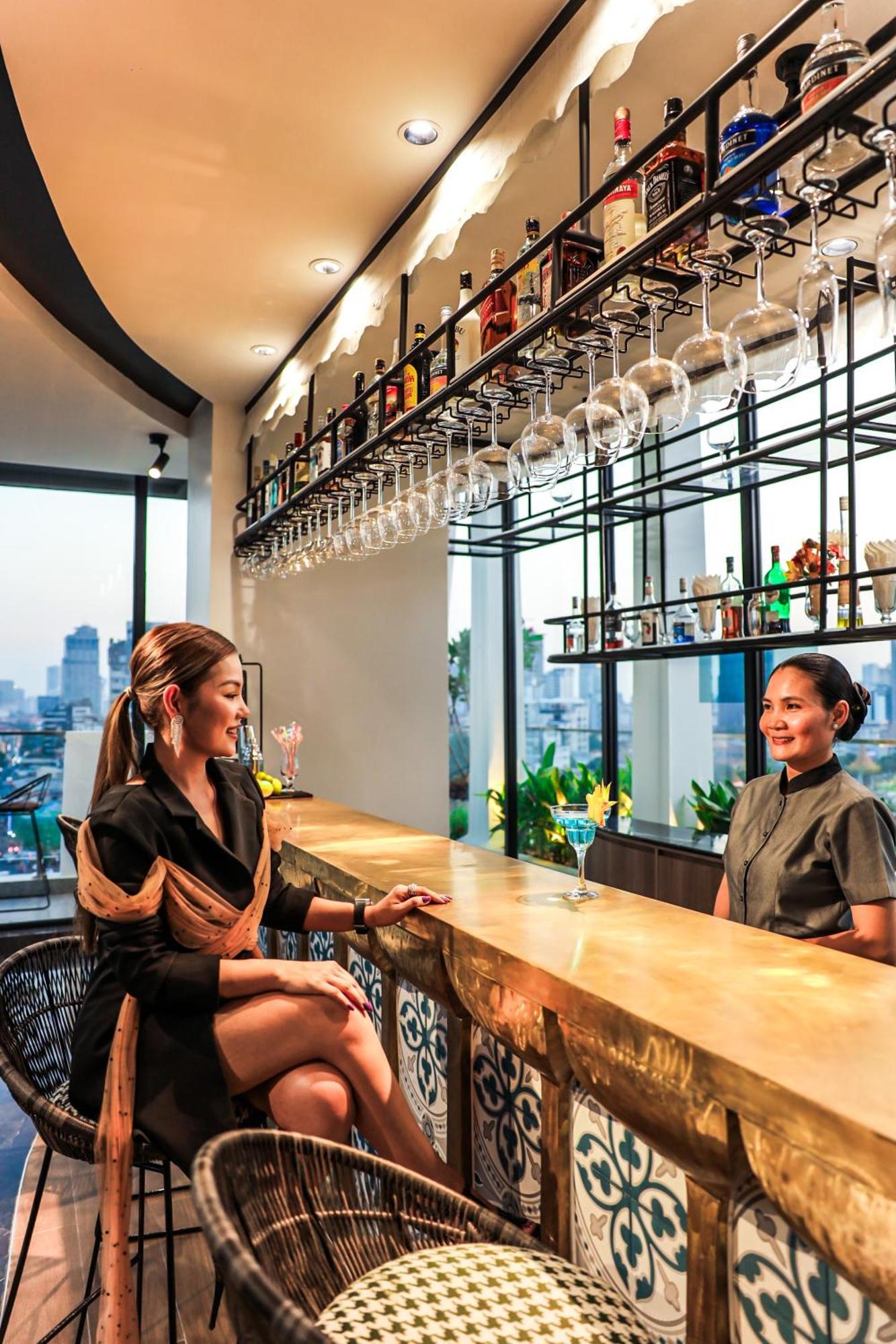 Chaiya Palace Hotel Phnom Penh Ngoại thất bức ảnh