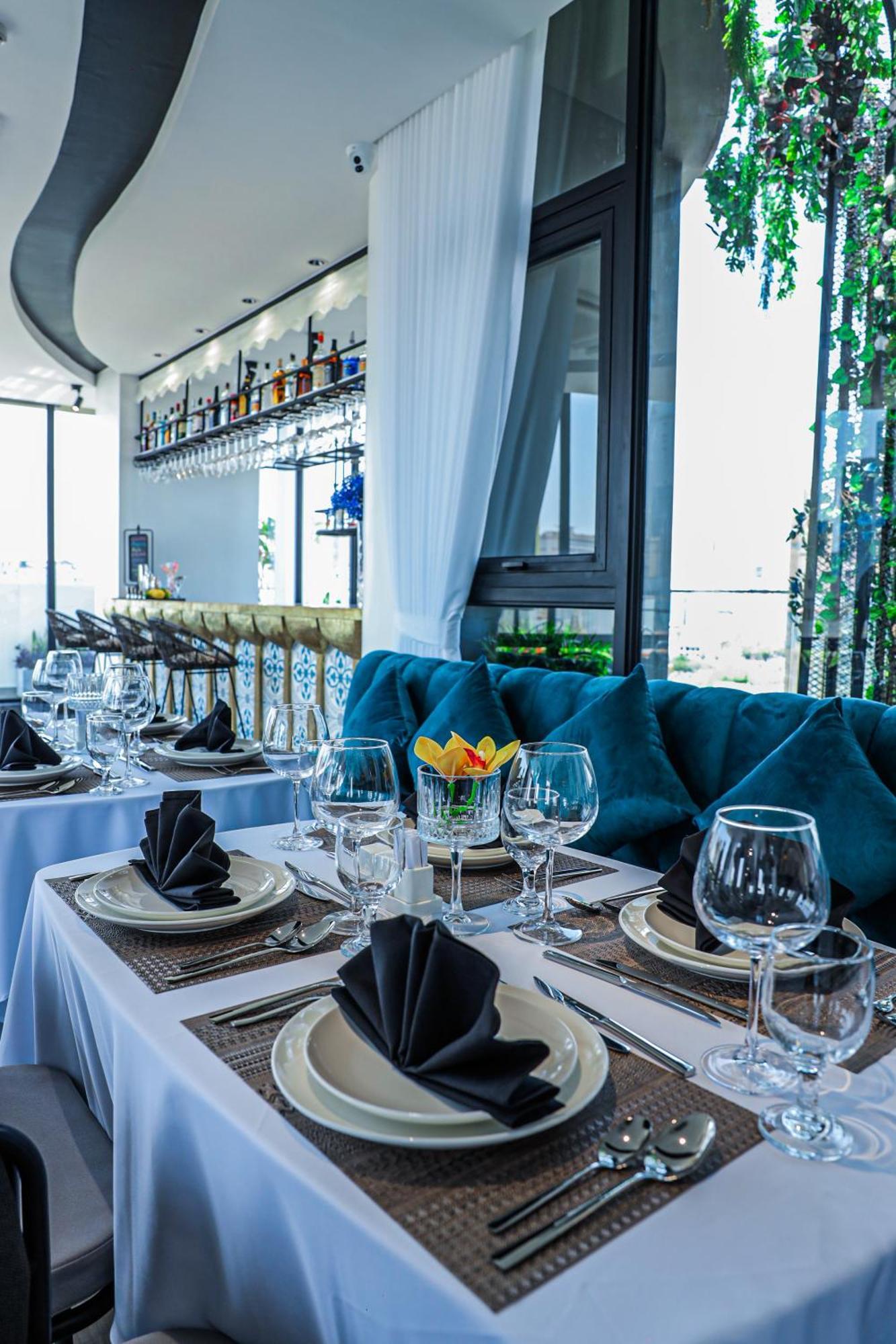 Chaiya Palace Hotel Phnom Penh Ngoại thất bức ảnh